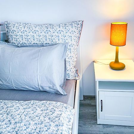 Komfort Home Bursport Bt. Haz Balatonfenyves Buitenkant foto