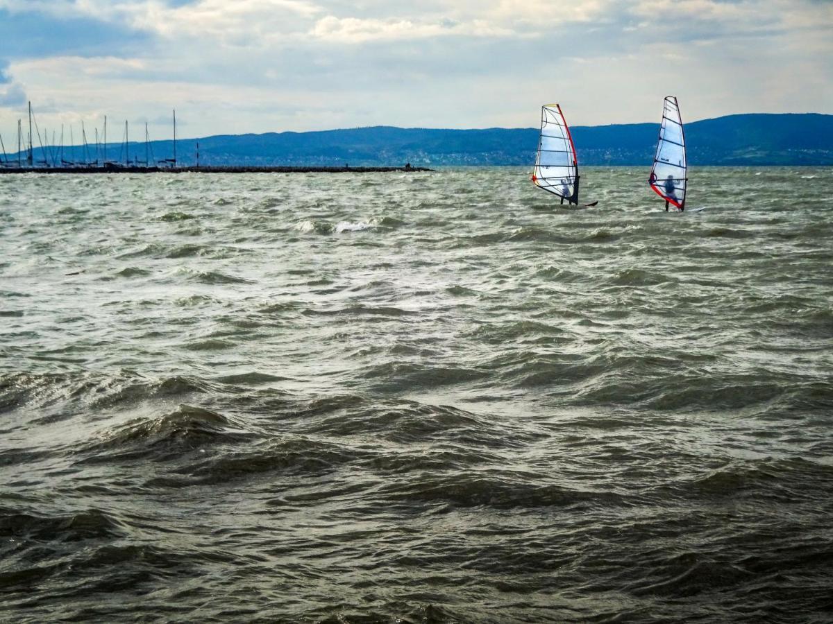 Komfort Home Bursport Bt. Haz Balatonfenyves Buitenkant foto