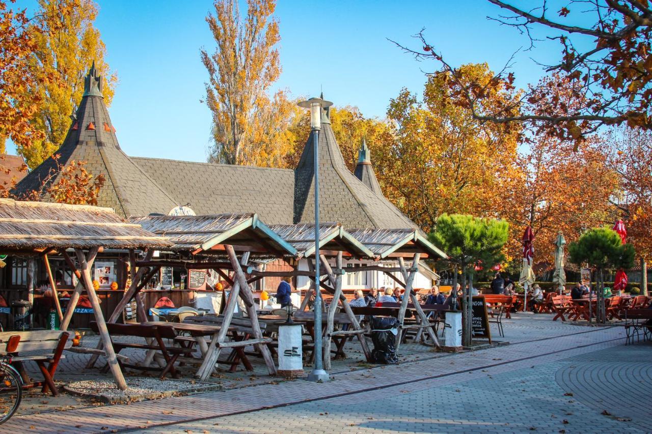 Komfort Home Bursport Bt. Haz Balatonfenyves Buitenkant foto