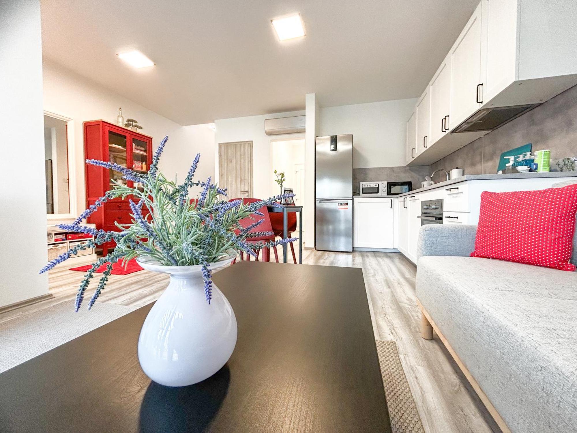 Komfort Home Bursport Bt. Haz Balatonfenyves Buitenkant foto